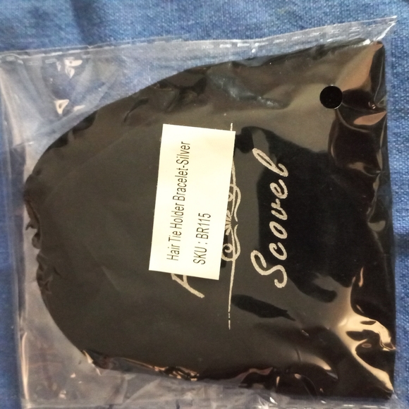 Hair Tie Bracelet Florence Scovel- Multiple Color Tones Available - Picture 4 of 5